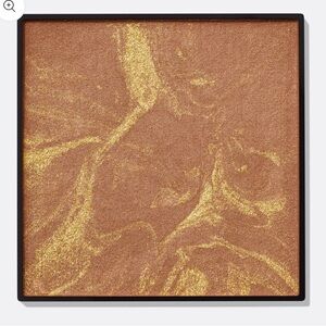 Mary Kay Special Edition Illuminating Bronzer Deep Glow